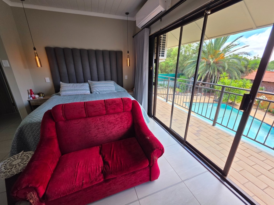 6 Bedroom Property for Sale in Dan Pienaar Free State